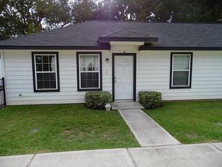 200 W Worsham Street, Willis, TX 77378