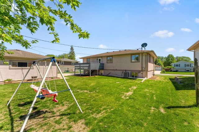 6880 W 84th Place, Crown Point, IN 46307