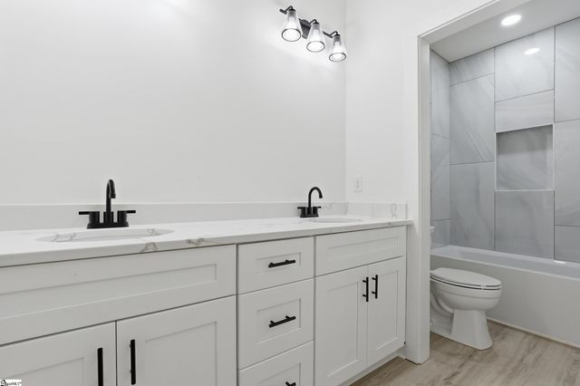 174 Buncombe Street, Woodruff, SC 29388