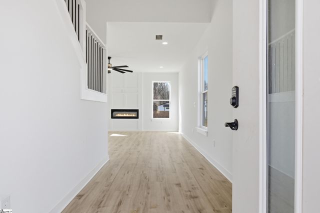 174 Buncombe Street, Woodruff, SC 29388