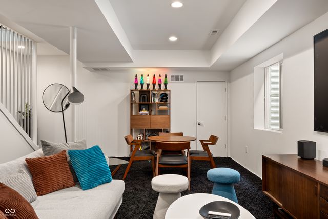 1137 E 10th Street, Indianapolis, IN 46202