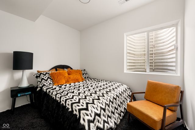 1137 E 10th Street, Indianapolis, IN 46202