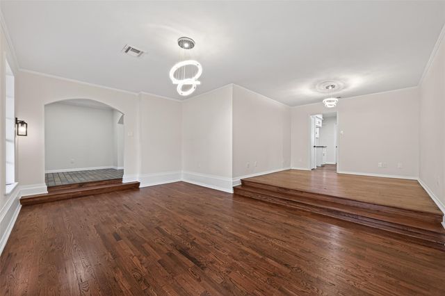 5323 Olympia Fields Lane, Houston, TX 77069