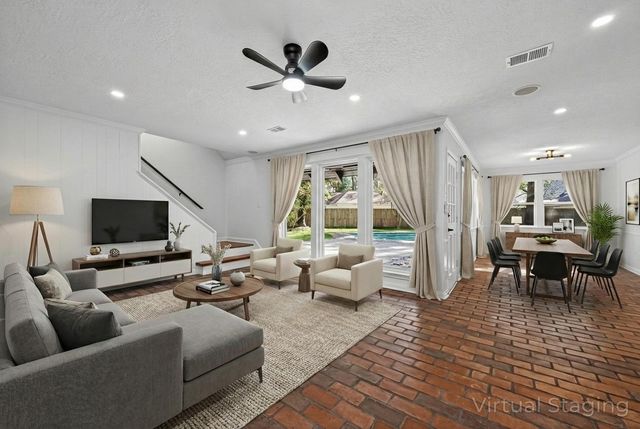 5323 Olympia Fields Lane, Houston, TX 77069