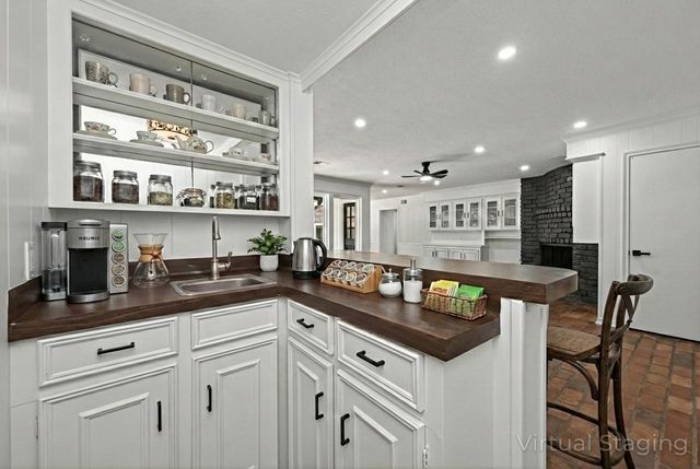 5323 Olympia Fields Lane, Houston, TX 77069