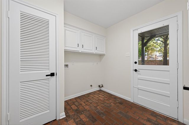 5323 Olympia Fields Lane, Houston, TX 77069