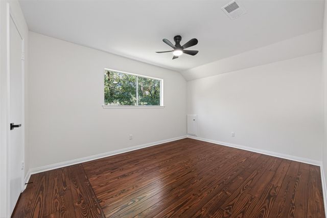 5323 Olympia Fields Lane, Houston, TX 77069