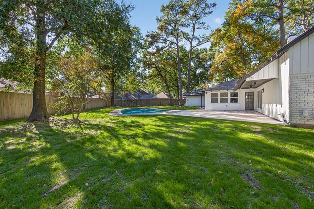 5323 Olympia Fields Lane, Houston, TX 77069