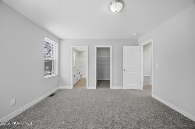 916 Fernwood Avenue, Toledo, OH 43607