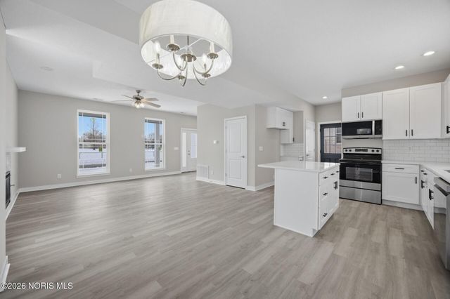 916 Fernwood Avenue, Toledo, OH 43607