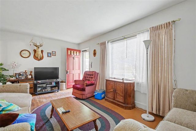 206 Magnolia ST, Suffolk, VA 23434