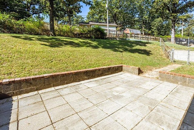 3805 Loch Lane, North Little Rock, AR 72116