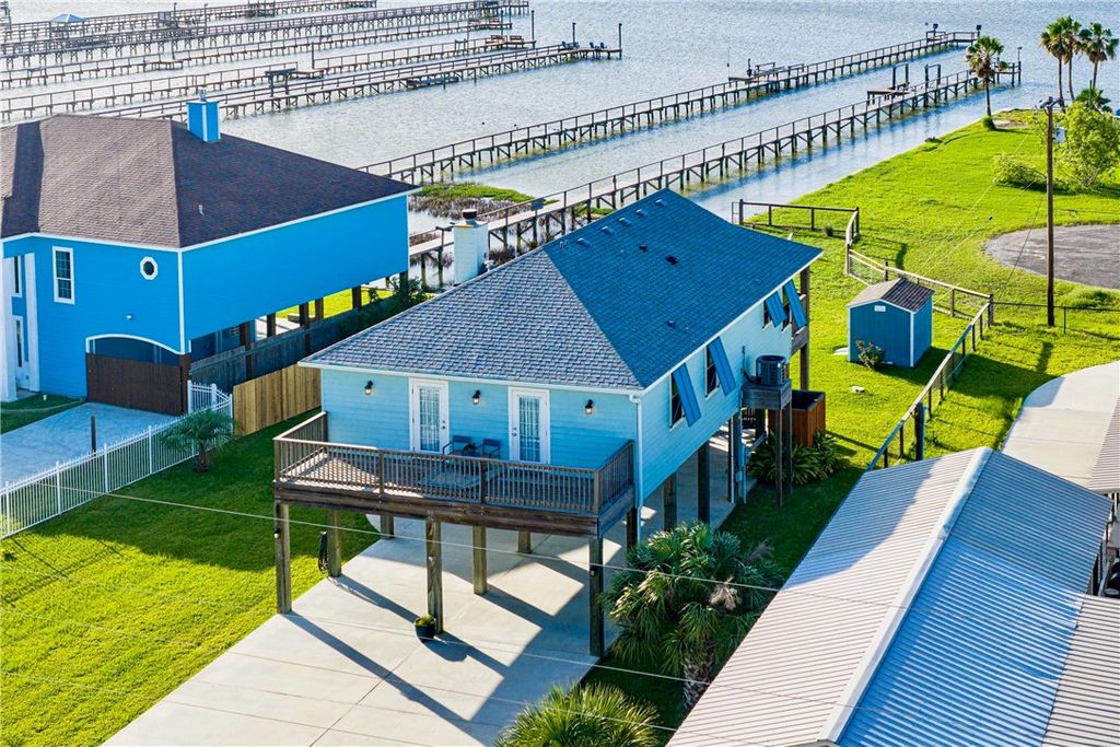 60 Copano Ridge, Rockport, TX 78382 — exterior