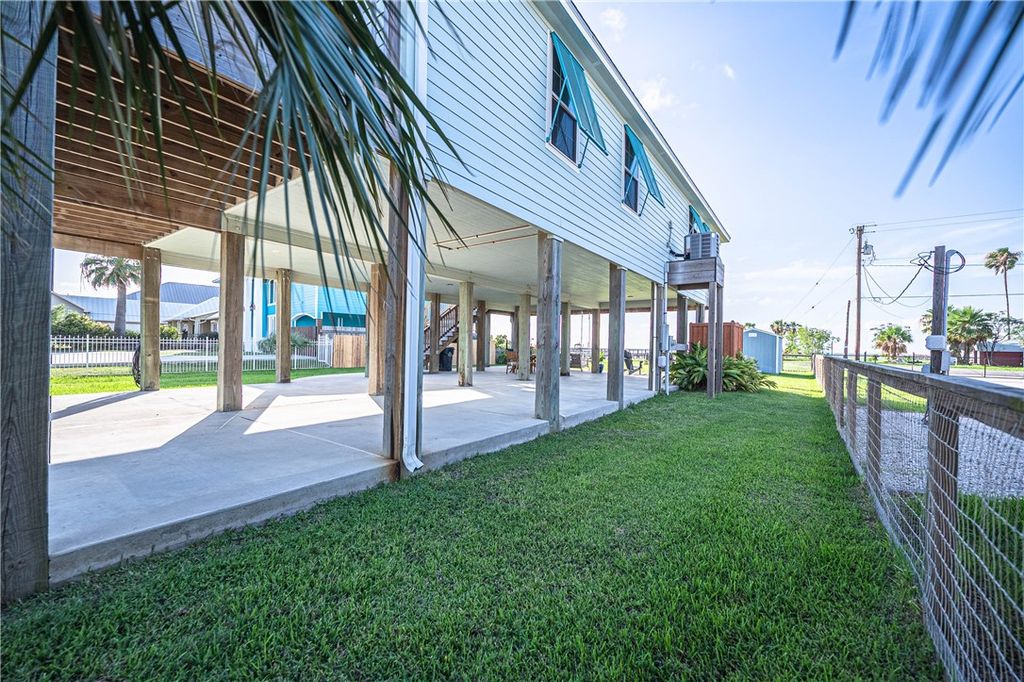 60 Copano Ridge, Rockport, TX 78382 — photo 4