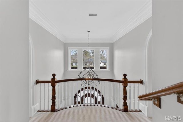 40 Lynnbrook Road, Frontenac, MO 63131