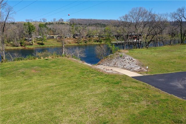 674 Cane Island Road, Flippin, AR 72634