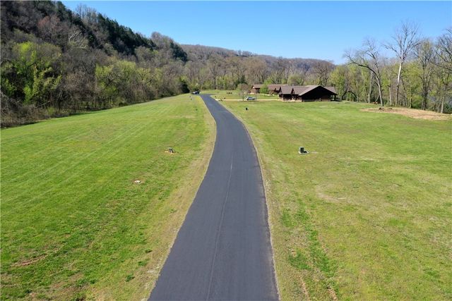 674 Cane Island Road, Flippin, AR 72634