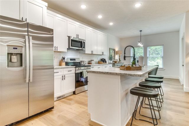 674 Cane Island Road, Flippin, AR 72634