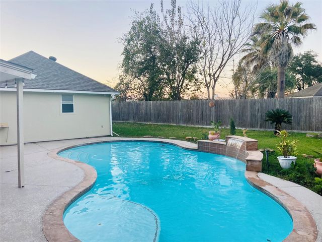 13030 Mossy Ridge Cove, Houston, TX 77041