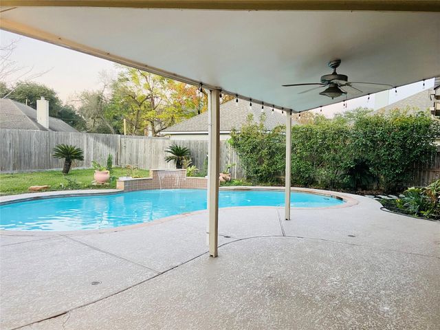 13030 Mossy Ridge Cove, Houston, TX 77041