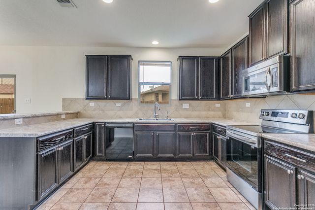 7739 Palomino Cove, San Antonio, TX 78244