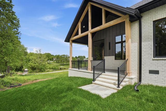 4092 E Vintage Point Drive, Rogersville, MO 65742