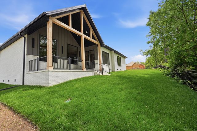 4092 E Vintage Point Drive, Rogersville, MO 65742
