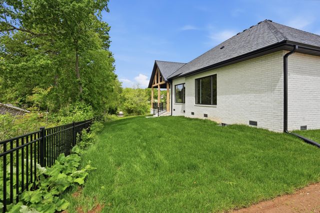 4092 E Vintage Point Drive, Rogersville, MO 65742