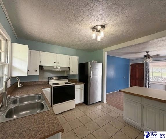 21 Manor Road, Cheraw, SC 29520