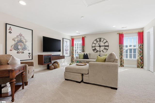 204 Arbor Woods Lane, Piedmont, SC 29673