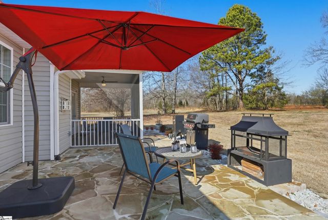 204 Arbor Woods Lane, Piedmont, SC 29673