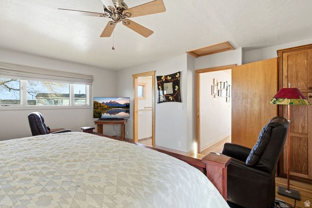 9106 S MALLARD CIR, Sandy, UT 84093