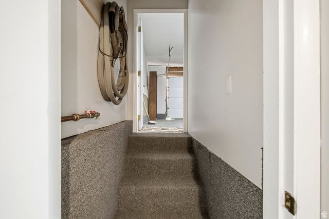 9106 S MALLARD CIR, Sandy, UT 84093