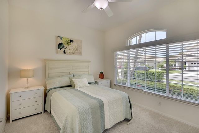 6711 TAILFEATHER WAY, Bradenton, FL 34203