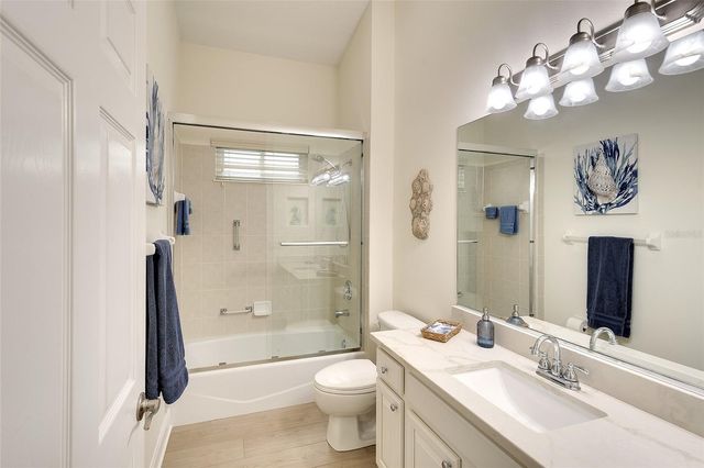 6711 TAILFEATHER WAY, Bradenton, FL 34203