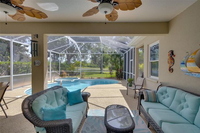 6711 TAILFEATHER WAY, Bradenton, FL 34203