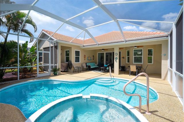 6711 TAILFEATHER WAY, Bradenton, FL 34203