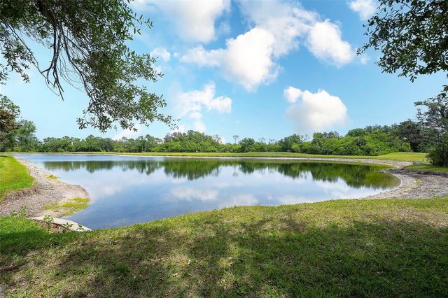 6711 TAILFEATHER WAY, Bradenton, FL 34203