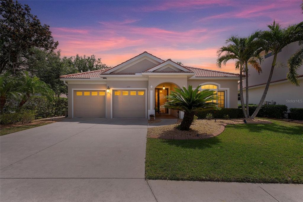 6711 TAILFEATHER WAY, Bradenton, FL 34203