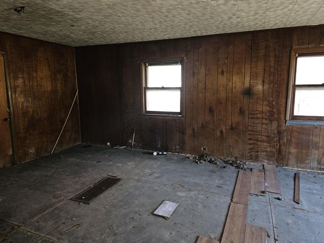 94 Paynes Lane, Pineville, KY 40977