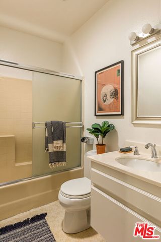 2018 Griffith Park Boulevard 318, Los Angeles, CA 90039