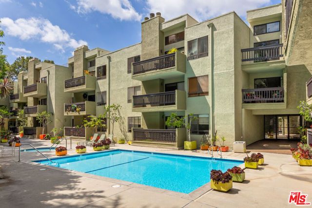 2018 Griffith Park Boulevard 318, Los Angeles, CA 90039