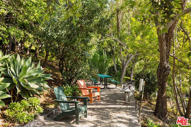 2018 Griffith Park Boulevard 318, Los Angeles, CA 90039