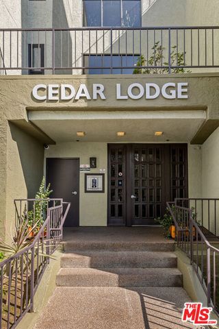 2018 Griffith Park Boulevard 318, Los Angeles, CA 90039