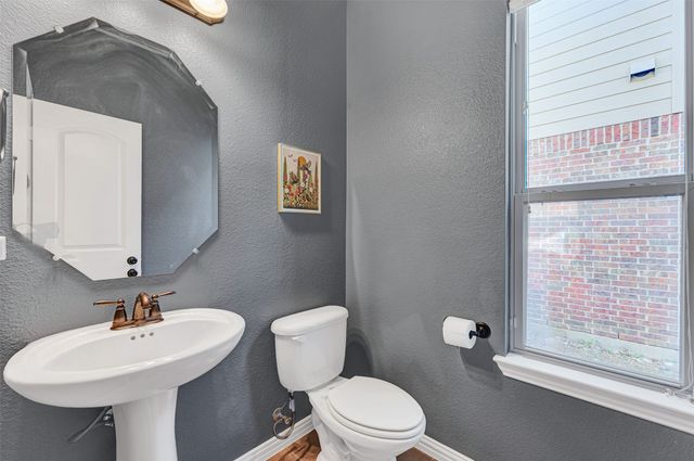 10624 Leesa Drive, Mckinney, TX 75072