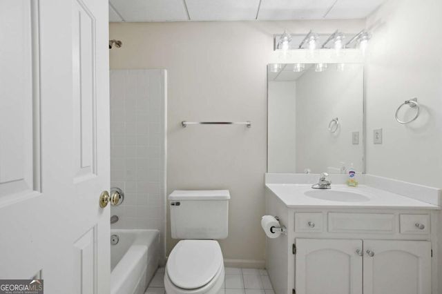 5716 Fairley Hall Court, Peachtree Corners, GA 30092