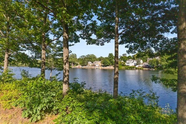 1 Granite Rd, Peabody, MA 01960