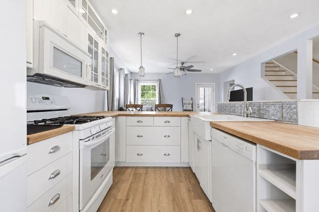 1 Granite Rd, Peabody, MA 01960