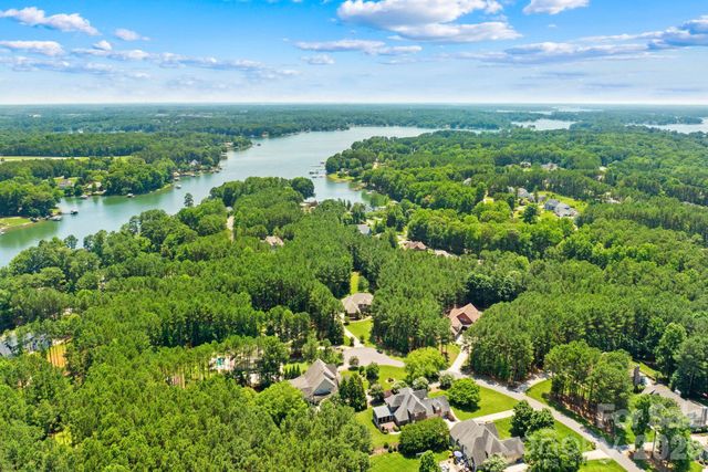 168 Blue Ridge Trail, Mooresville, NC 28117