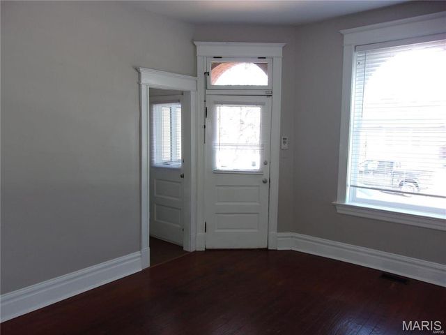 4657 Idaho Avenue, St Louis, MO 63111